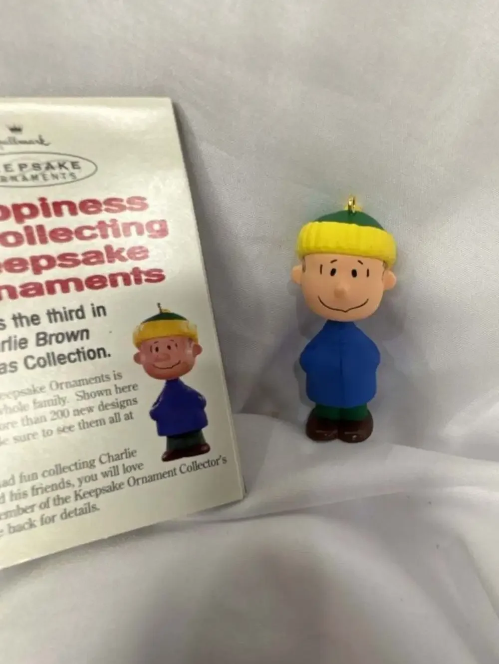 Hallmark Keepsake Ornament Linus Peanuts A Charlie Brown Christmas